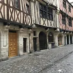 Benigne Malyon Apartment Dijon