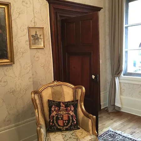 Benigne Malyon ディジョン