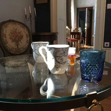 Benigne Malyon Lägenhet