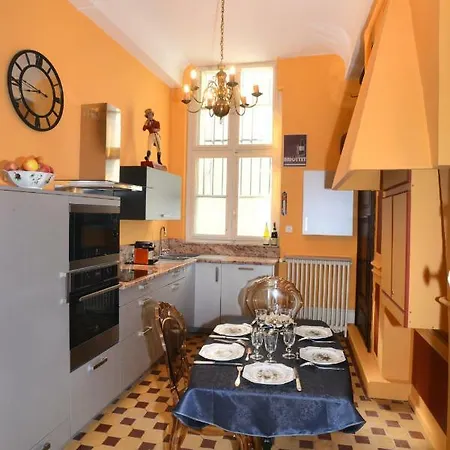 Benigne Malyon * ディジョン