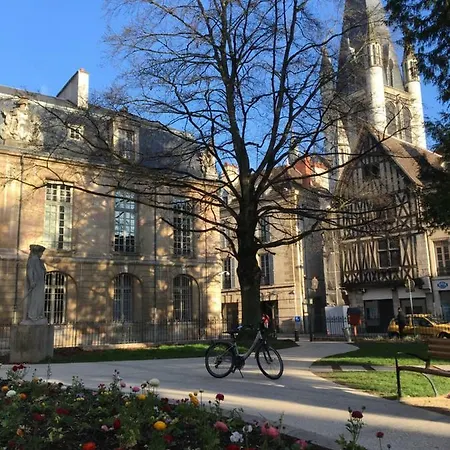 Lägenhet Benigne Malyon Dijon