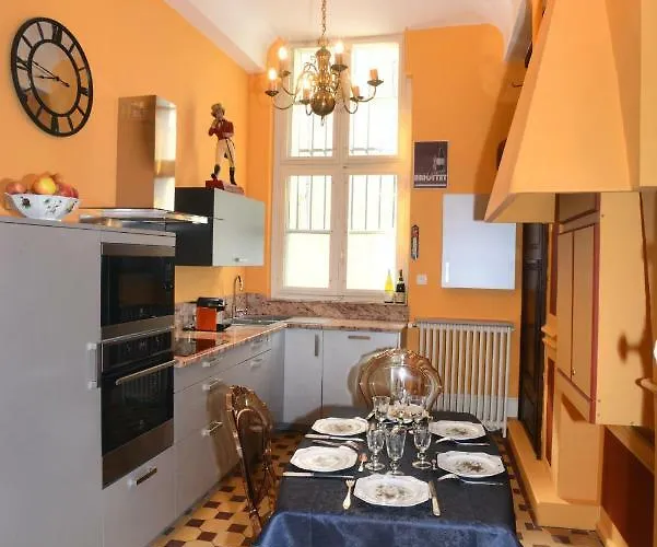 Benigne Malyon * ディジョン