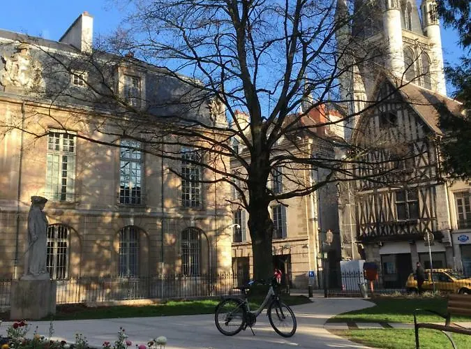 Apartament Benigne Malyon Dijon